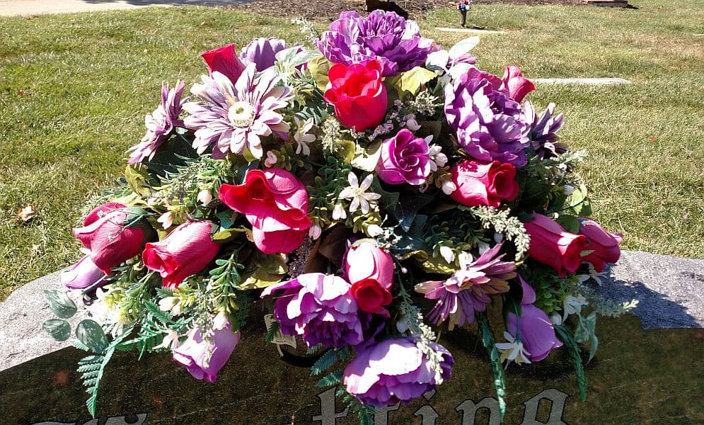 preserving cemetery flowers